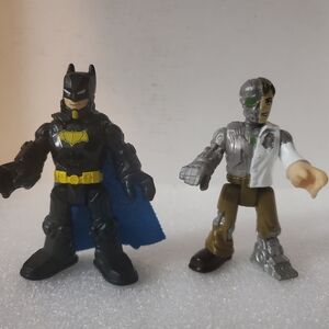 Fisher-Price Imaginext DC Super Friends Batman And Metallo Action Figures